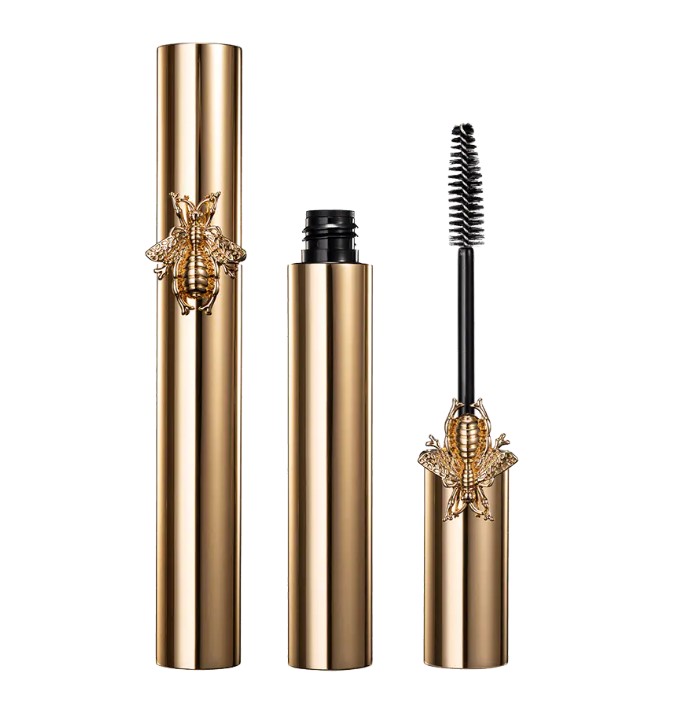 De l'encombrement à la conscience : embrasser la beauté des tubes de mascara vides